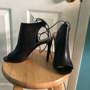 Black aldo heels